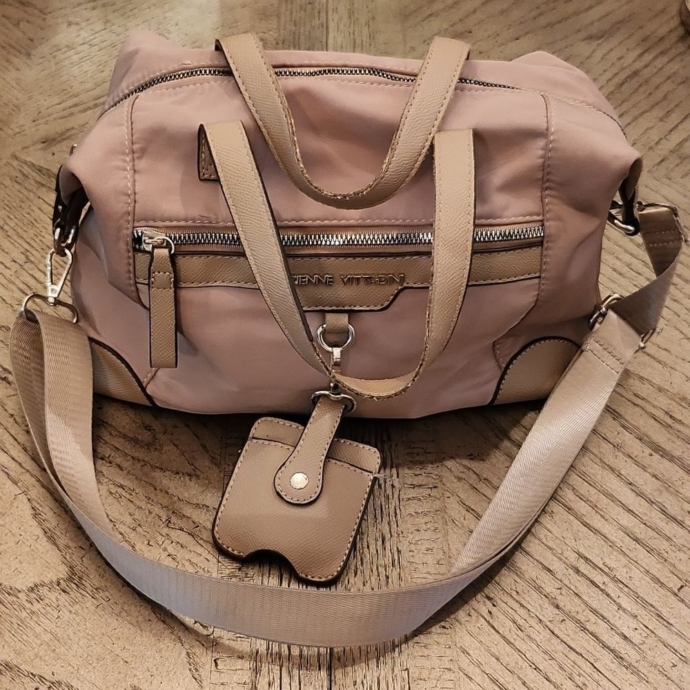 Cute gray purse shoulder bag crossbody Adriennne Vittadini